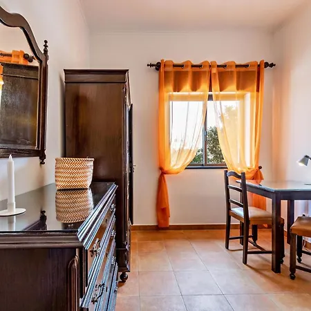 アパート Cabo De -1 Bedroom サグレス